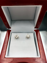 Load image into Gallery viewer, 1.00 CTW Diamond Stud Earrings