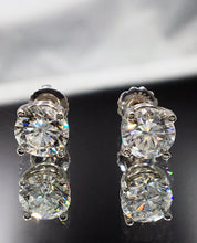 Load image into Gallery viewer, 2.50 CTW Diamond Stud Earrings