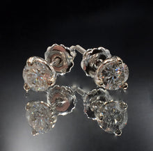 Load image into Gallery viewer, 1.15 CTW Diamond Stud Earrings